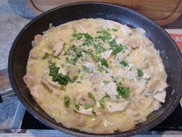 Geschnetzeltes mit Champignons auf ein Reisbett - Rezept - Bild Nr. 11