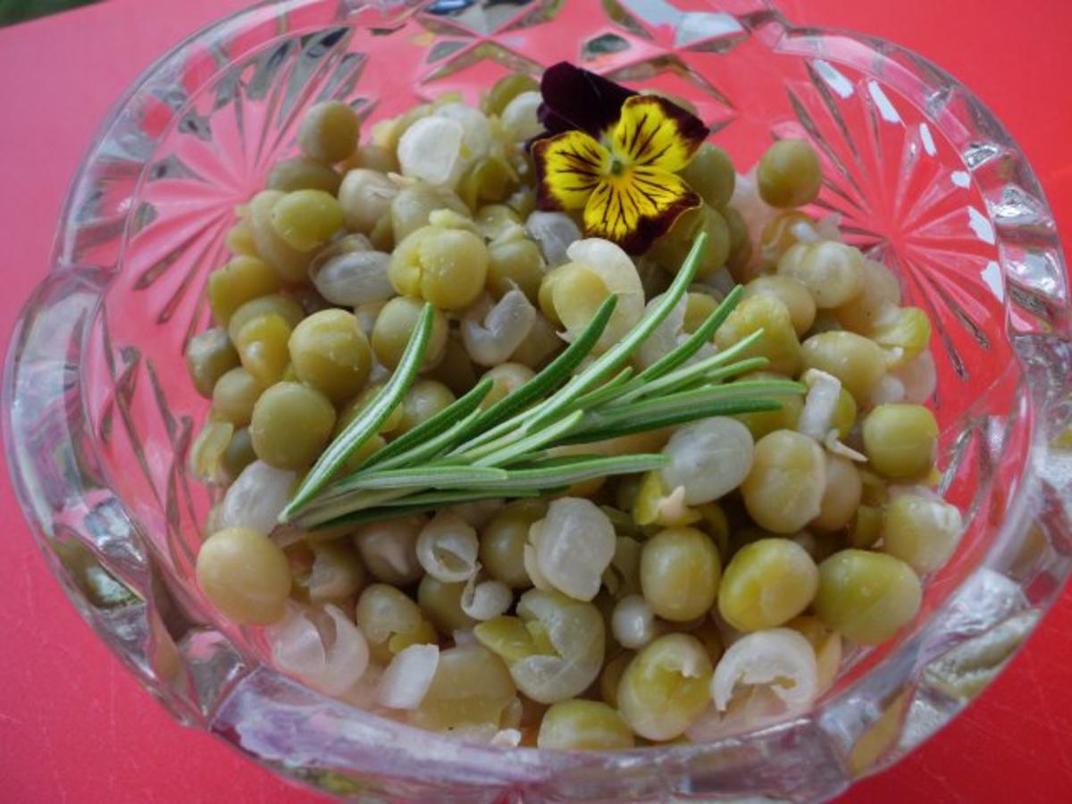 Erbsensalat rustikal - Rezept mit Bild - kochbar.de