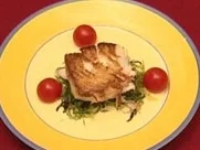 Rezept: Fisch der Saison mit japanischem Algengemüse (René Heinersdorff) Fisch der Saison mit japanischem Algengemüse (René Heinersdorff) - Rezept