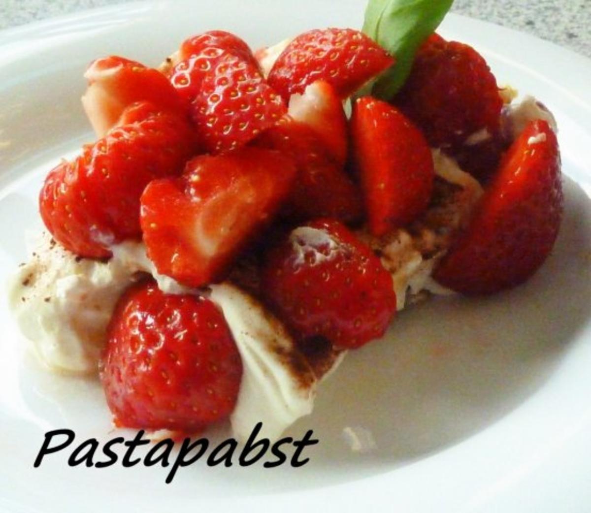 Cantuccini-Erdbeer-Tiramisu - Rezept mit Bild - kochbar.de