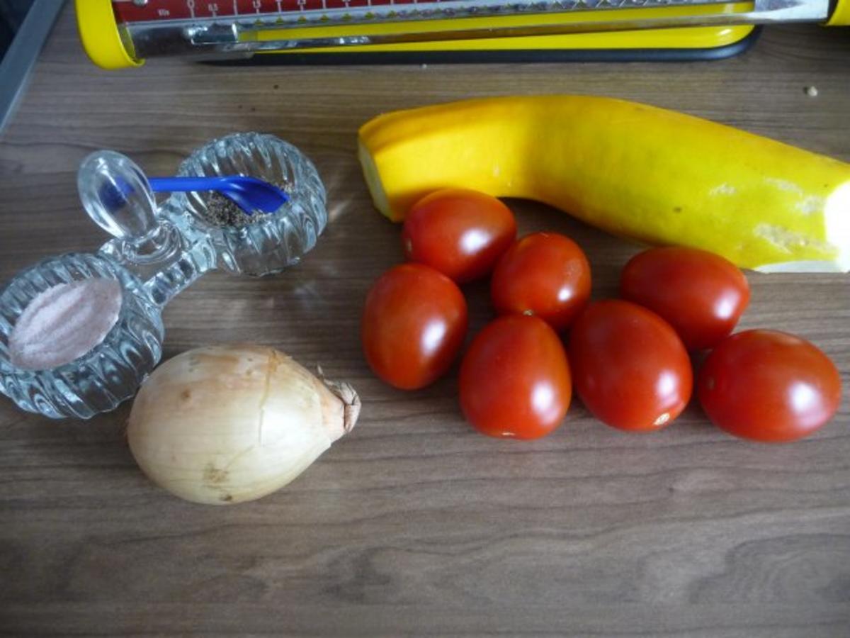 Fleischlos : Paprika mit Gemüsereis gefüllt aus dem Backofen.... - Rezept - Bild Nr. 7