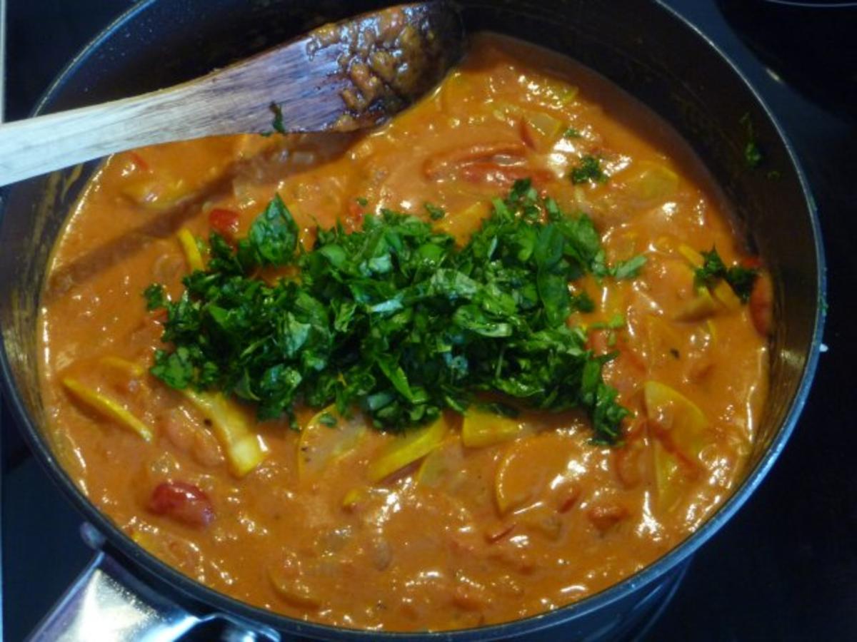 Fleischlos : Paprika mit Gemüsereis gefüllt aus dem Backofen.... - Rezept - Bild Nr. 20