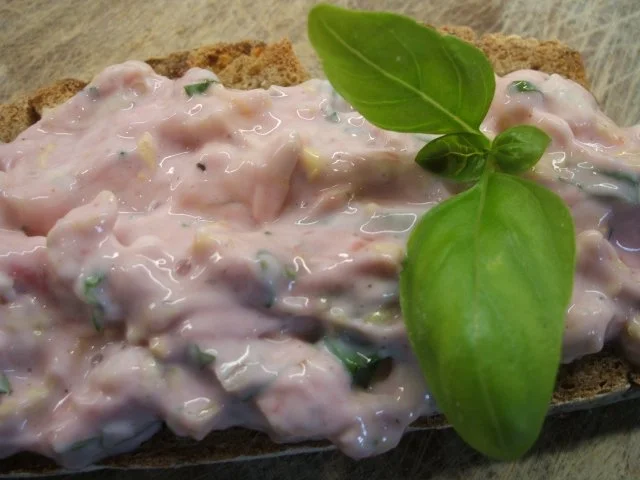 Rezept: Frischkäse: Salat und Johannisbeergelee Frischkäse: Salat und Johannisbeergelee - Rezept