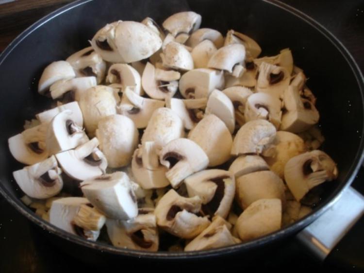 Nudeln mit Sahne Champignons - einfach - von MausVoh