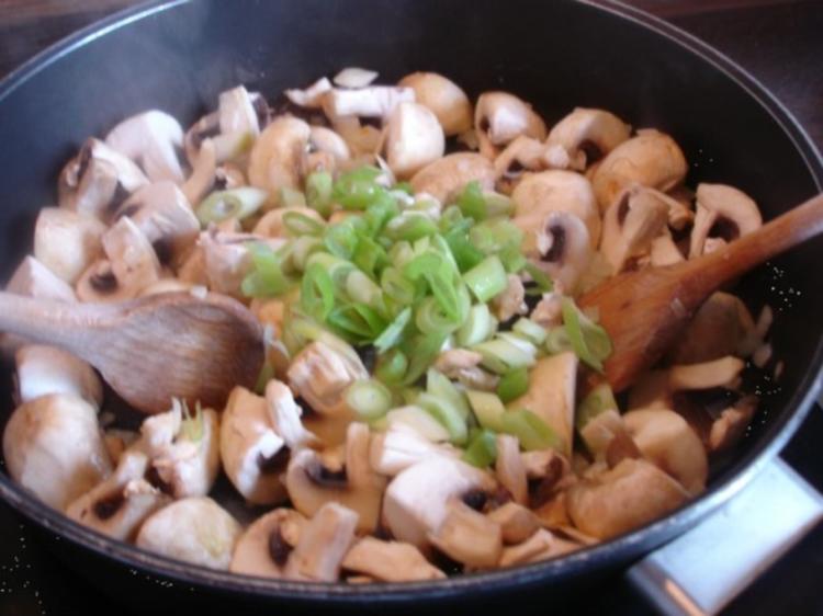 Nudeln mit Sahne Champignons - einfach - von MausVoh