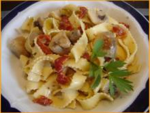 Nudeln mit Sahne-Champignons - Rezept