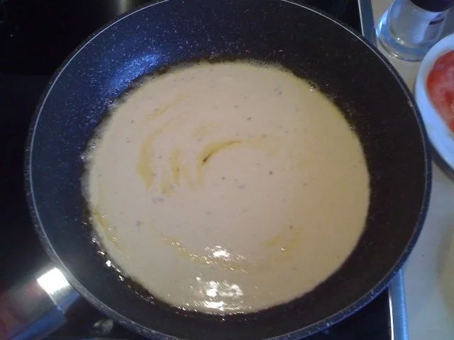 Rezept: Leo´s Pfannkuchenpizza Bild Nr. 3 Leo´s Pfannkuchenpizza - Rezept - Bild Nr. 3