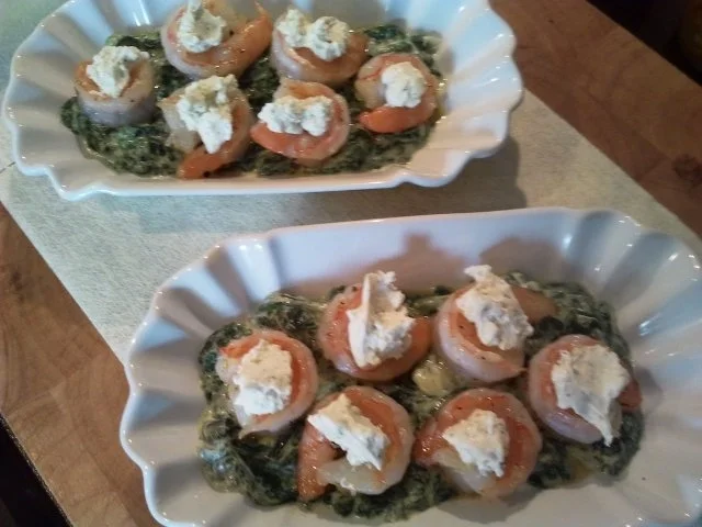 Gratinierte Gambas auf Kräuterspinat - Rezept - Bild Nr. 2