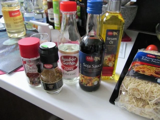 Rezept: Gebratene Mie Nudeln mit Gemüse Bild Nr. 3 Gebratene Mie Nudeln mit Gemüse - Rezept - Bild Nr. 3