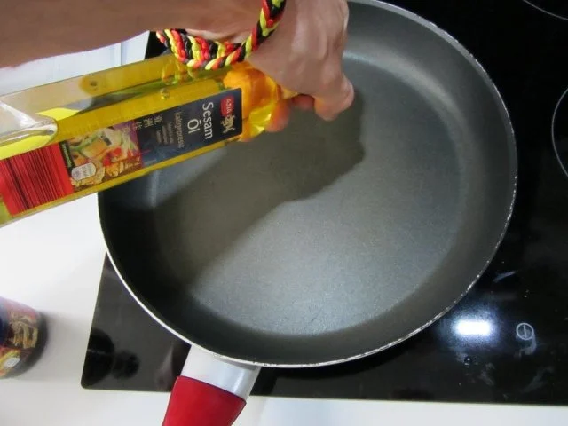 Rezept: Gebratene Mie Nudeln mit Gemüse Bild Nr. 10 Gebratene Mie Nudeln mit Gemüse - Rezept - Bild Nr. 10