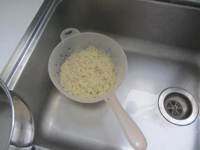 Rezept: Gebratene Mie Nudeln mit Gemüse Bild Nr. 9 Gebratene Mie Nudeln mit Gemüse - Rezept - Bild Nr. 9