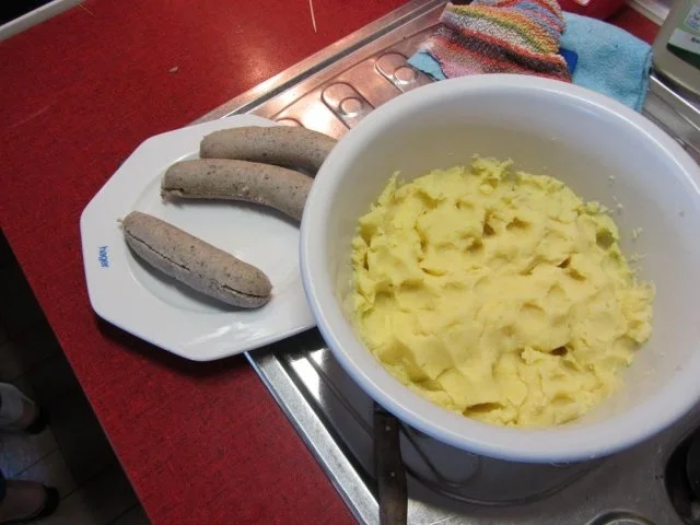 Rezept: Gefüllte Kartoffelklöße mit Pfälzer – Leberwurst Bild Nr. 2 Gefüllte Kartoffelklöße mit Pfälzer – Leberwurst - Rezept - Bild Nr. 2