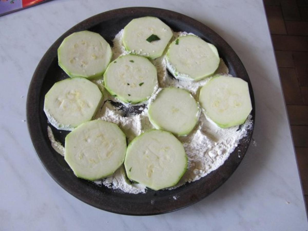 Zucchini im Backteig - Rezept - Bild Nr. 6