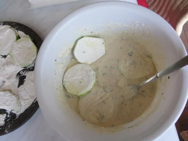 Zucchini im Backteig - Rezept - Bild Nr. 7