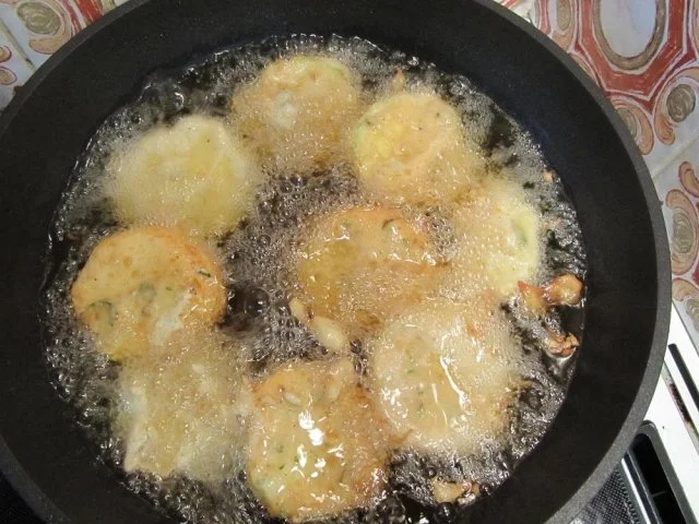 Zucchini im Backteig - Rezept - Bild Nr. 12