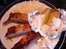 Rippchen mit Krautsalat und Ofenkartoffeln mit Sour Cream - Rezept