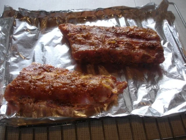 Rezept: Rippchen mit Krautsalat und Ofenkartoffeln mit Sour Cream Bild Nr. 8 Rippchen mit Krautsalat und Ofenkartoffeln mit Sour Cream - Rezept - Bild Nr. 8