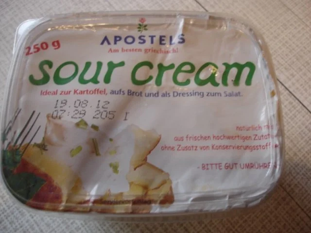 Rezept: Rippchen mit Krautsalat und Ofenkartoffeln mit Sour Cream Bild Nr. 6 Rippchen mit Krautsalat und Ofenkartoffeln mit Sour Cream - Rezept - Bild Nr. 6