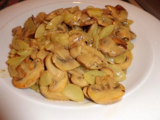 Eintopf: Champignons-Weintrauben-Currytopf mit Flusskrebsschwänzen - Rezept - Bild Nr. 4