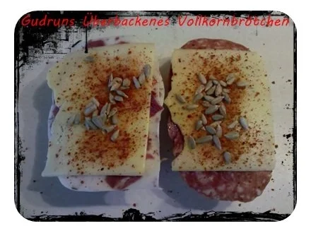 Rezept: Abendbrot: Überbackenes Brötchen â la Gudrun Bild Nr. 6 Abendbrot: Überbackenes Brötchen â la Gudrun - Rezept - Bild Nr. 6