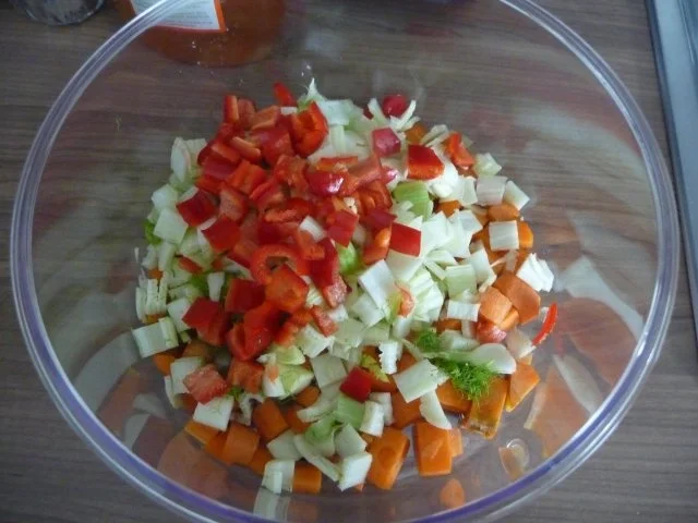 Fleischlos : Soja-Bolognese mit Reisnudeln - Rezept - Bild Nr. 12