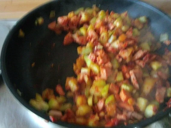 Zucchini - Aubergienen - Tomaten Nudelpfanne - Rezept - Bild Nr. 10