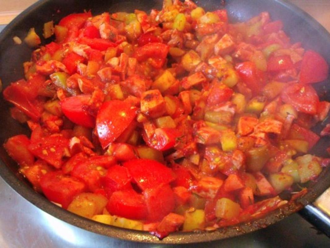 Zucchini Aubergienen Tomaten Nudelpfanne - einfach - 70 kcal/100g
