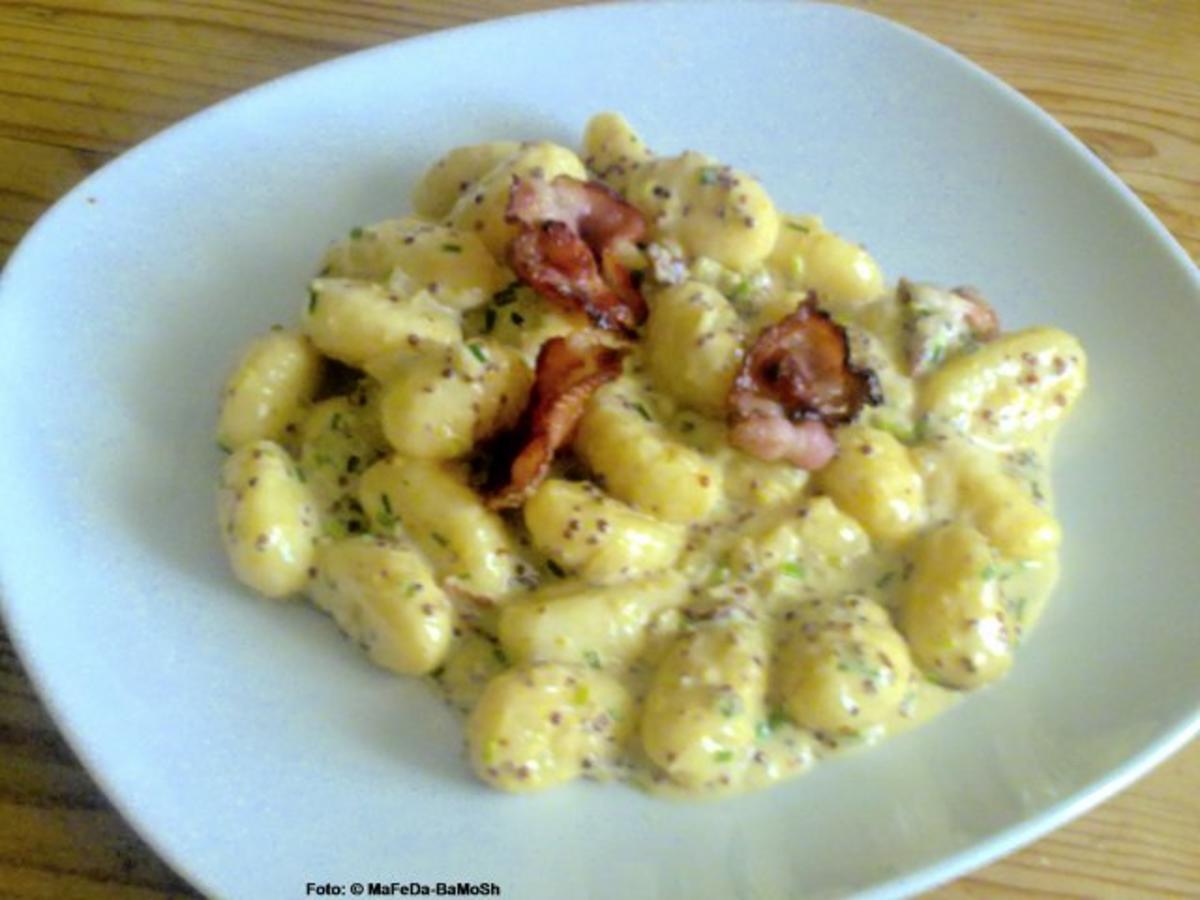 Gnocchi mit Käse-Sahne Soße - Rezept mit Bild - kochbar.de