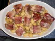 Puten-Saltimbocca mit Gnocchi und Gurken - Rezept