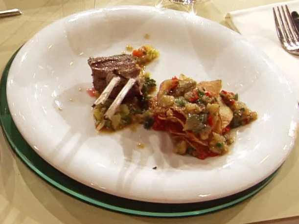 Rezept: Lammkoteletts mit Salsa und gegrillten Salaten (Team Müll) Lammkoteletts mit Salsa und gegrillten Salaten (Team Müll) - Rezept