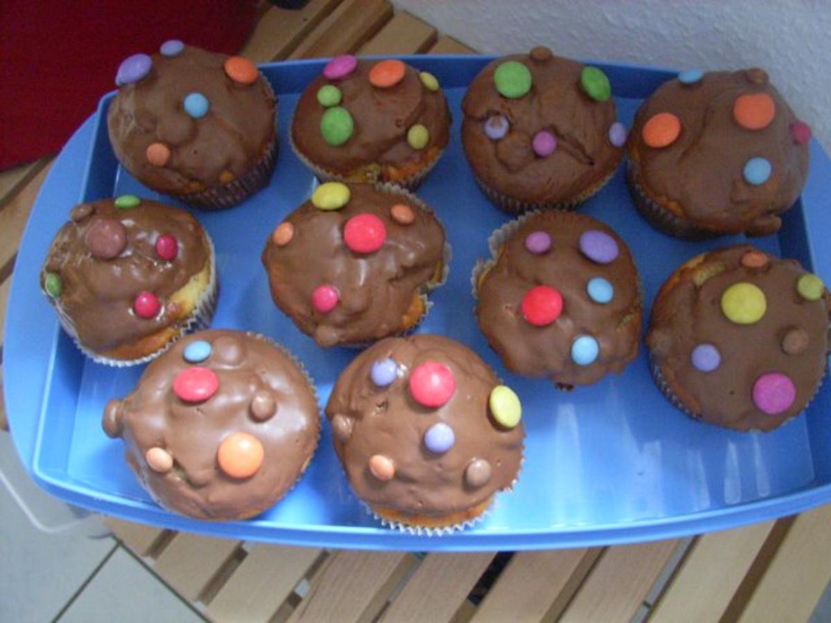 Smartie-Muffins - Rezept mit Bild - kochbar.de