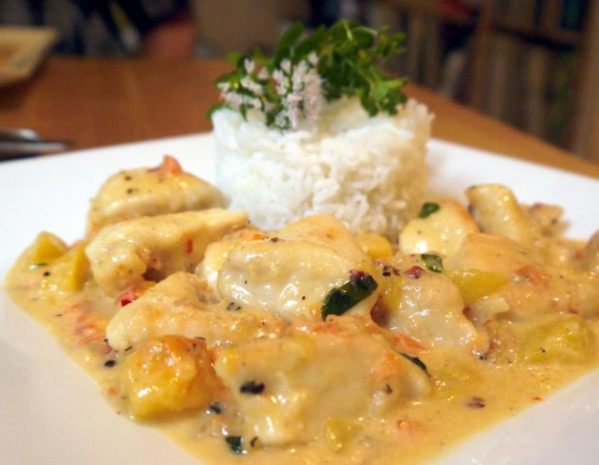 Scharfes Mango-Tomaten-Hähnchen - Rezept - kochbar.de