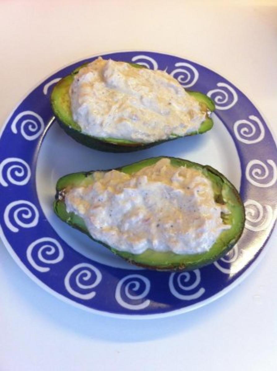 Bilder für Avocado mit Thunfischquark - Rezept