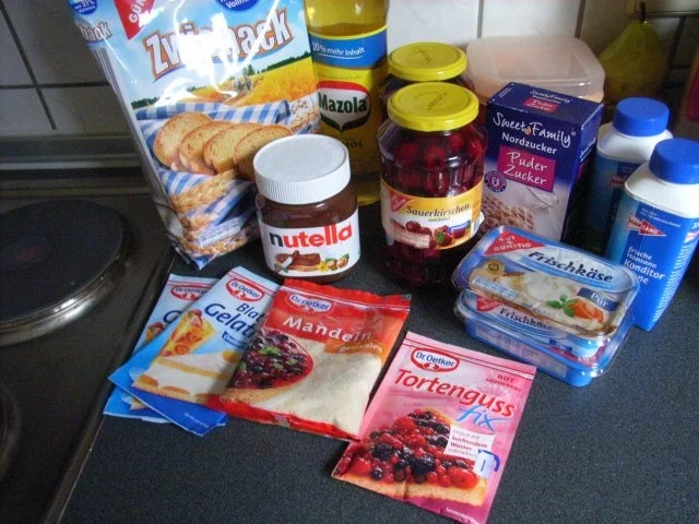 Rezept: Schneewittchentorte Bild Nr. 2 Schneewittchentorte - Rezept - Bild Nr. 2