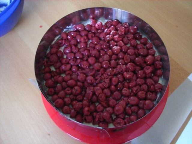 Rezept: Schneewittchentorte Bild Nr. 7 Schneewittchentorte - Rezept - Bild Nr. 7