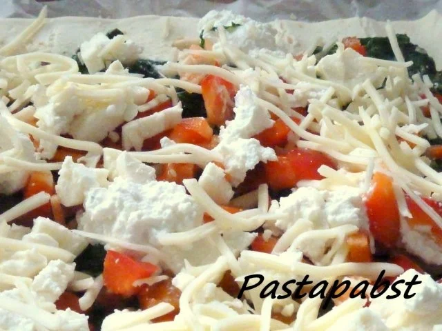 Blätterteigstrudel herzhaft vegetarisch - Rezept - Bild Nr. 2