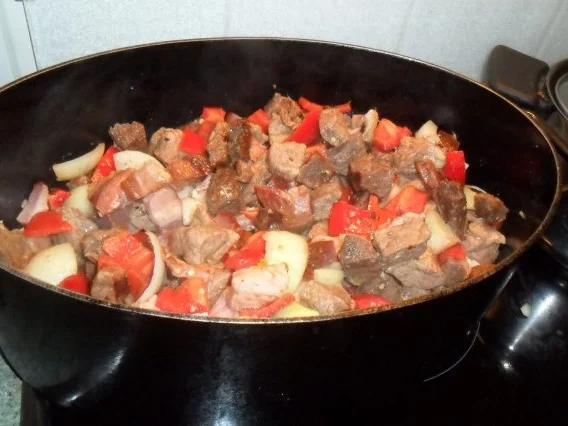 Rezept: halbjahrestopf-danach brauch ich ein halbes jahr diät !! halbjahrestopf-danach brauch ich ein halbes jahr diät !! - Rezept