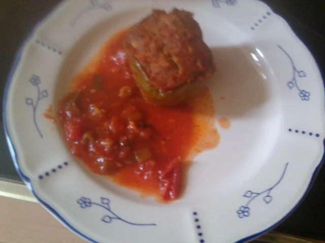 Rezept: Gefüllte Paprikaschoten aus dem Römertopf Bild Nr. 3 Gefüllte Paprikaschoten aus dem Römertopf - Rezept - Bild Nr. 3