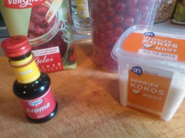 Rezept: Grand confiture de groseilles (Rote-Johannisbeer-Rode Bessen-Marmelade) Bild Nr. 2 Grand confiture de groseilles (Rote-Johannisbeer-Rode Bessen-Marmelade) - Rezept - Bild Nr. 2