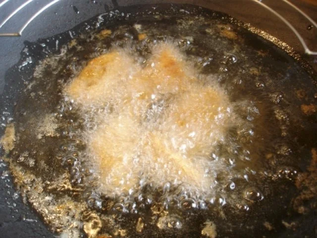 Hähnchennuggets mit Wokgemüse und Pommes frites - Rezept - Bild Nr. 8