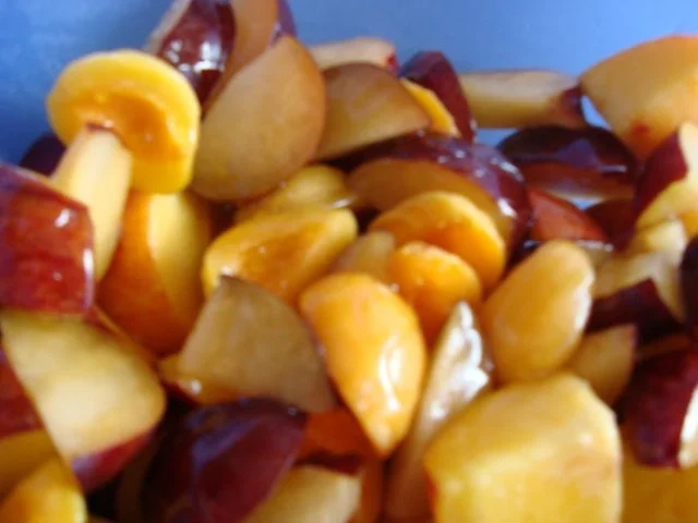 Rezept: Crumble mit Früchten der Saison Bild Nr. 3 Crumble mit Früchten der Saison - Rezept - Bild Nr. 3