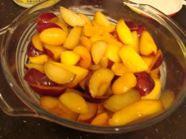 Rezept: Crumble mit Früchten der Saison Bild Nr. 5 Crumble mit Früchten der Saison - Rezept - Bild Nr. 5