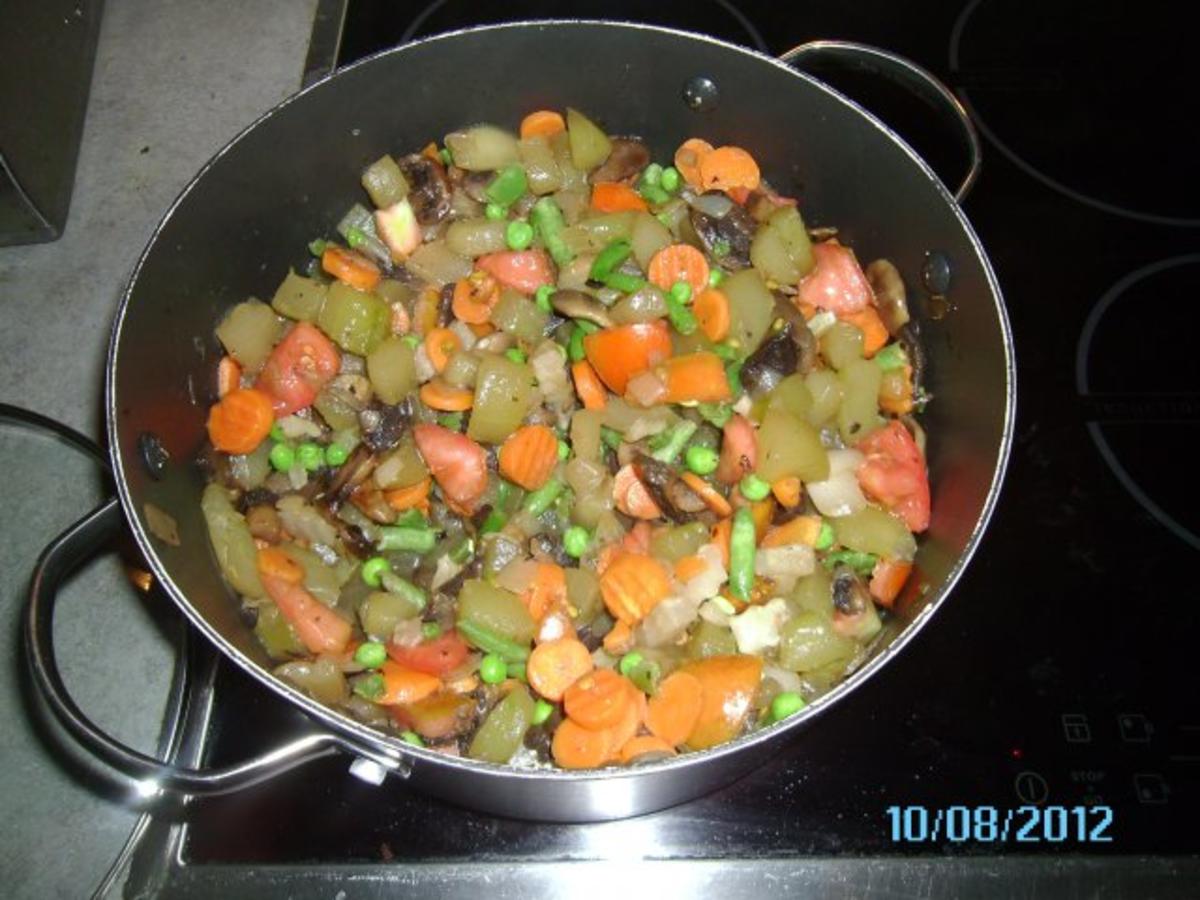 Kartoffelauflauf mit frischem Gemüse - Rezept - Bild Nr. 6