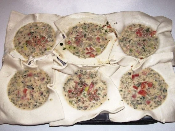 Blätterteigtörtchen mit Proscuitto und Ziegenfrischkäse - Rezept - Bild Nr. 7