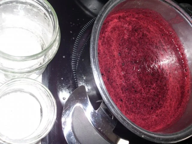Rezept: Aronia-Weintraubenmarmelade Bild Nr. 11 Aronia-Weintraubenmarmelade - Rezept - Bild Nr. 11
