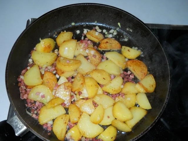 Rezept: Kräuterfrikadellen mit frischen Bohnen Bild Nr. 12 Kräuterfrikadellen mit frischen Bohnen - Rezept - Bild Nr. 12