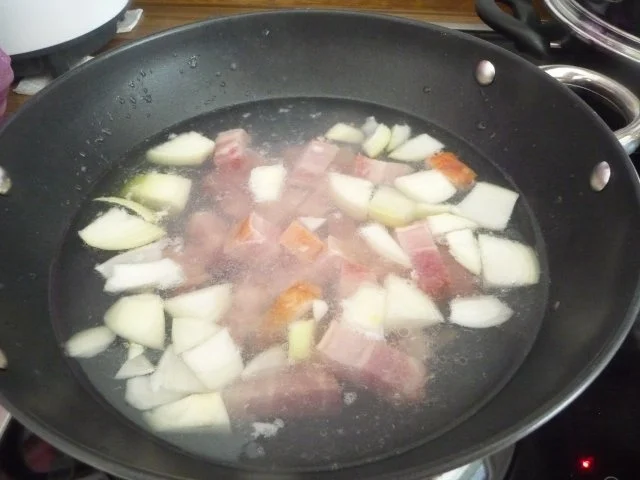 Suppen & Eintöpfe : Bohnen mit geräuchertem Bauchspeck - Rezept - Bild Nr. 7