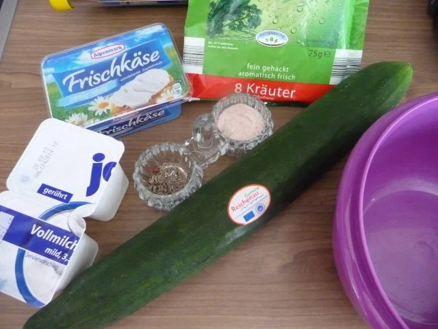 Schmalhans - Küchenmeister : Rosmarinkartoffeln mit Tzaziki - Rezept - Bild Nr. 2