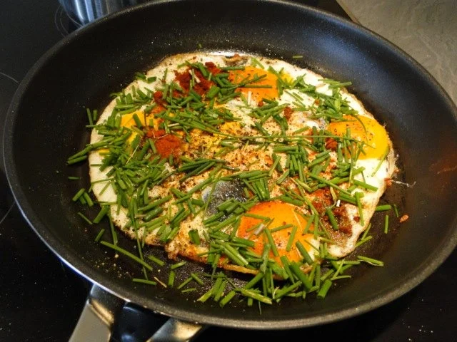 Frischer Blattspinat mit Spiegelei, wenn es wieder schnell gehen muss, Kennt jeder, den - Rezept - Bild Nr. 2