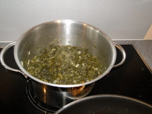 Frischer Blattspinat mit Spiegelei, wenn es wieder schnell gehen muss, Kennt jeder, den - Rezept - Bild Nr. 3